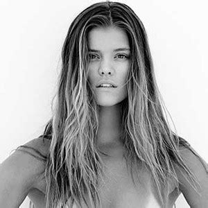 agdal nude|Nina Agdal Naked on Vacation Is the Best Present We Received。